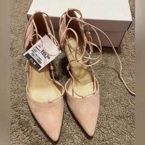 Light pink 7.5 Marc Fisher a strappy heels